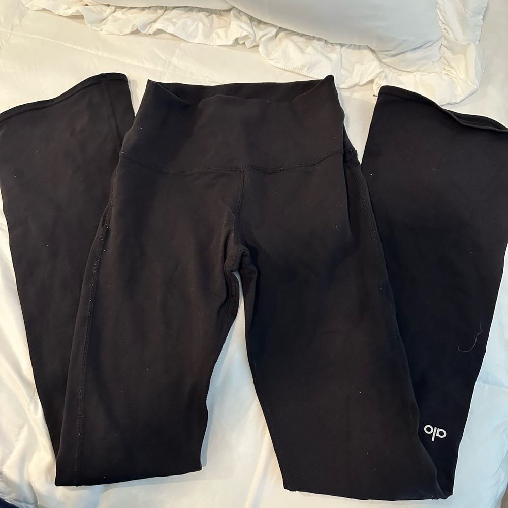 Alo yoga flare pants